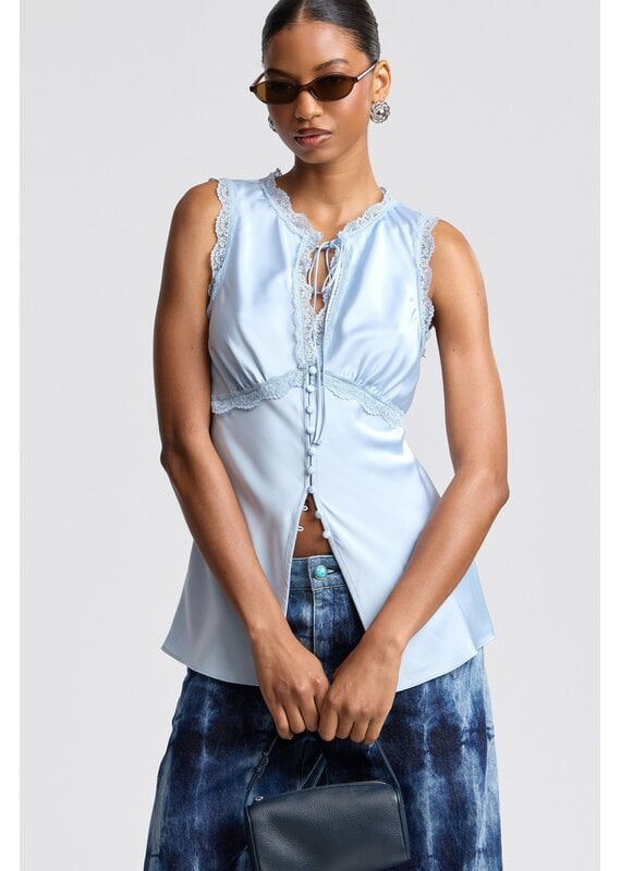 Avec Les Filles Satin Keyhole Lace Empire Top