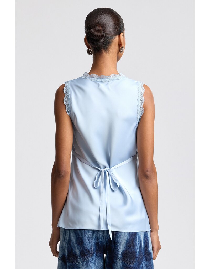 Avec Les Filles Satin Keyhole Lace Empire Top