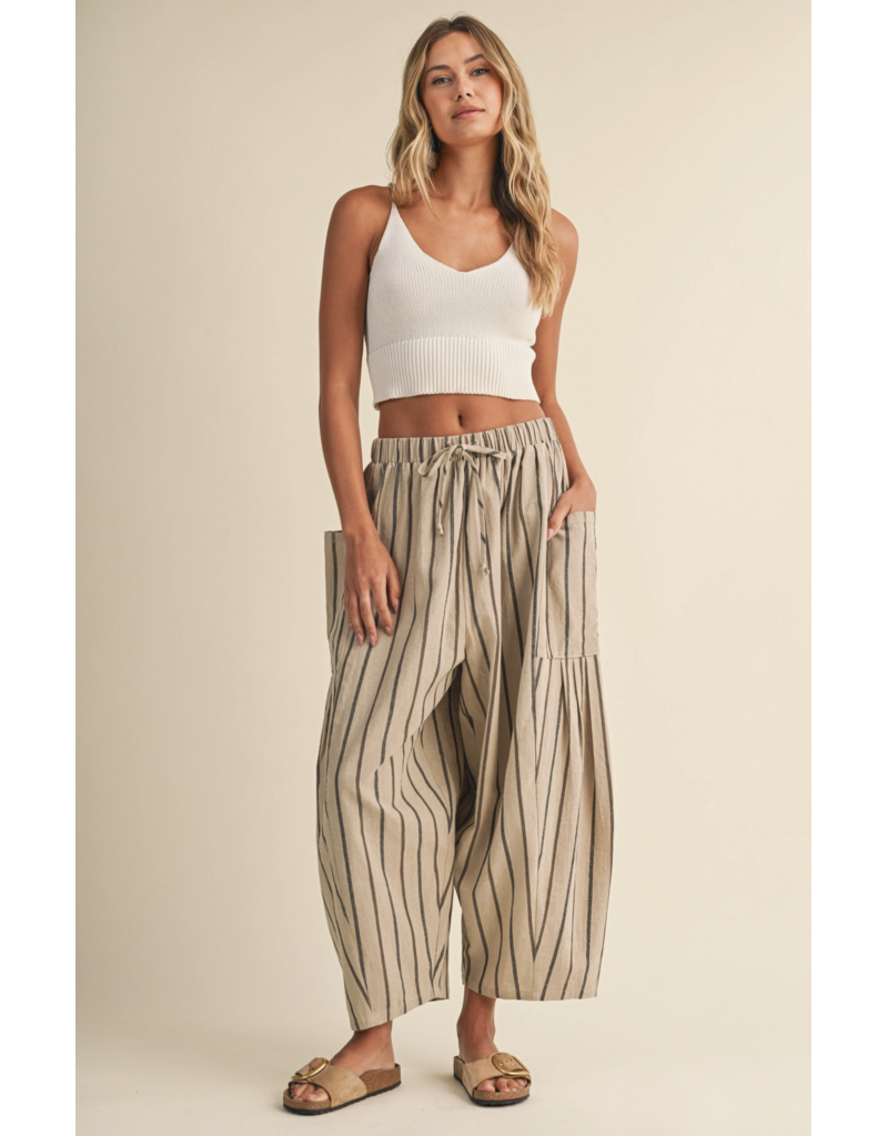 Cali Relaxed Fit Cropped Pant