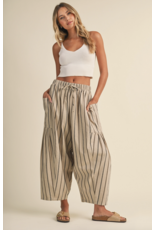Cali Relaxed Fit Cropped Pant