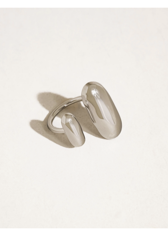 Flanerie Roxy Modern Open Statement Ring
