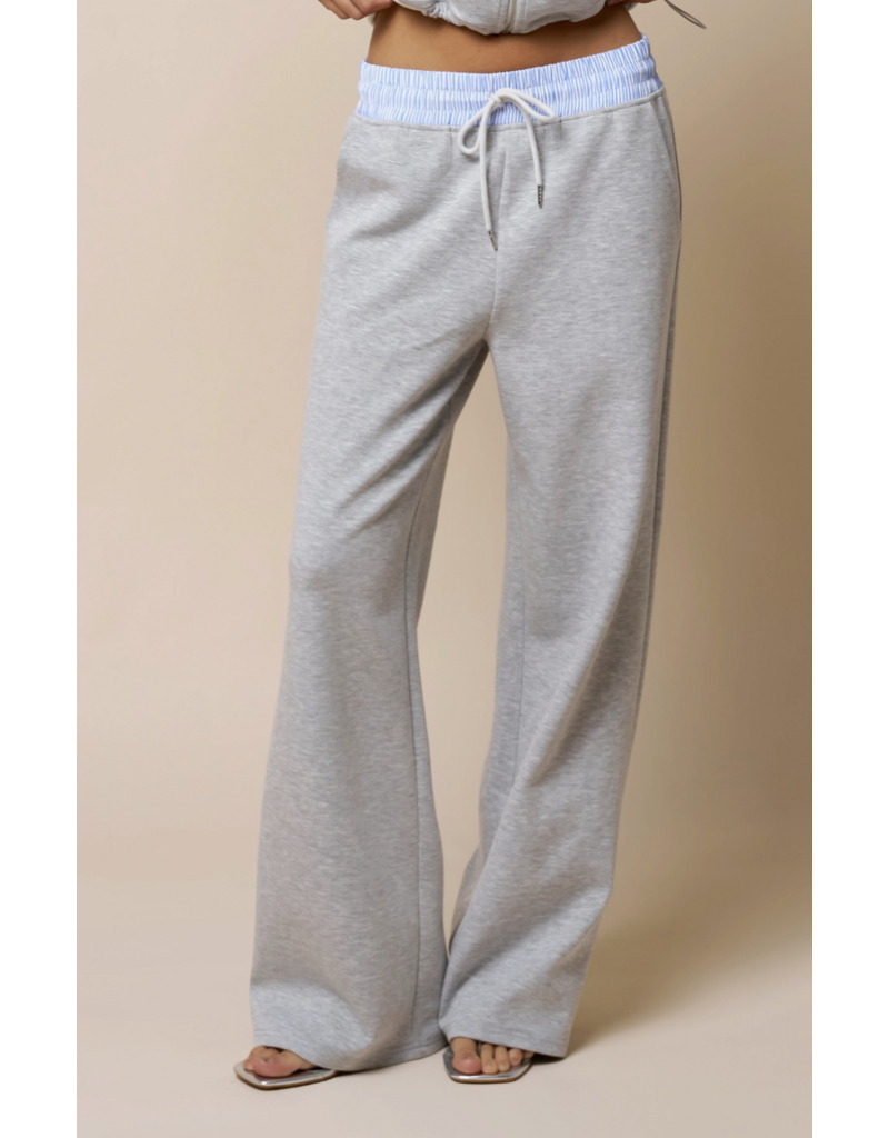 Kali Mockneck Sweatshirt & Sweatpants Set