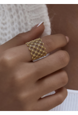 Flanerie Alizée 18K Gold Non-Tarnish Ring