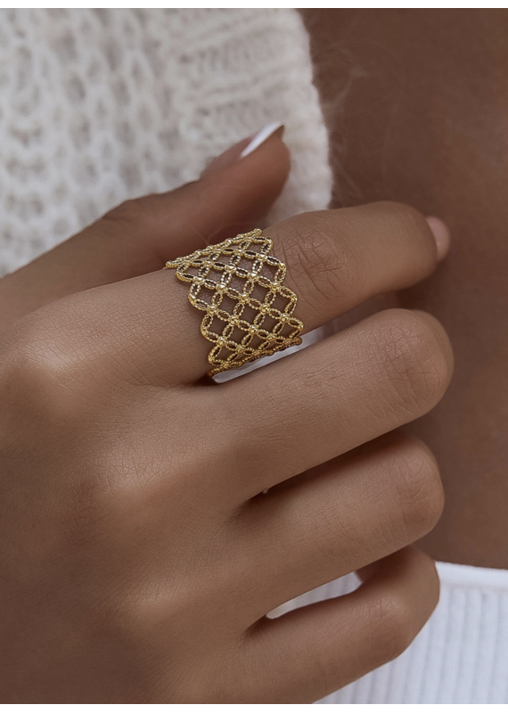 Flanerie Alizée 18K Gold Non-Tarnish Ring