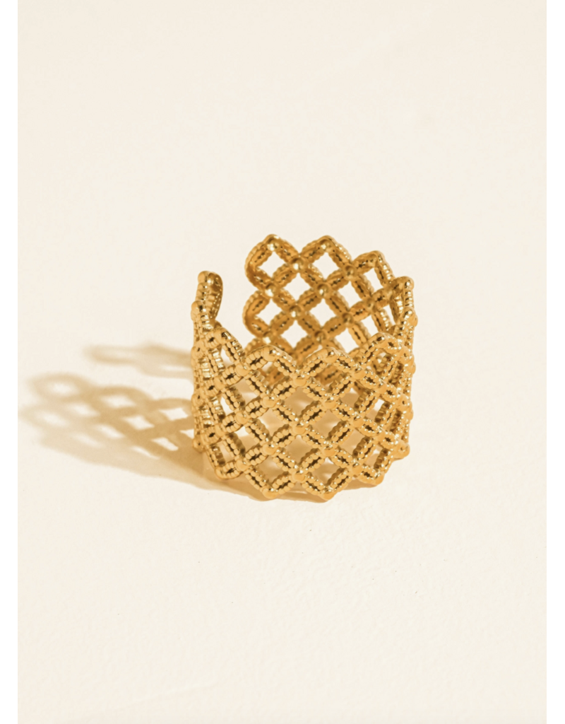 Flanerie Alizée 18K Gold Non-Tarnish Ring