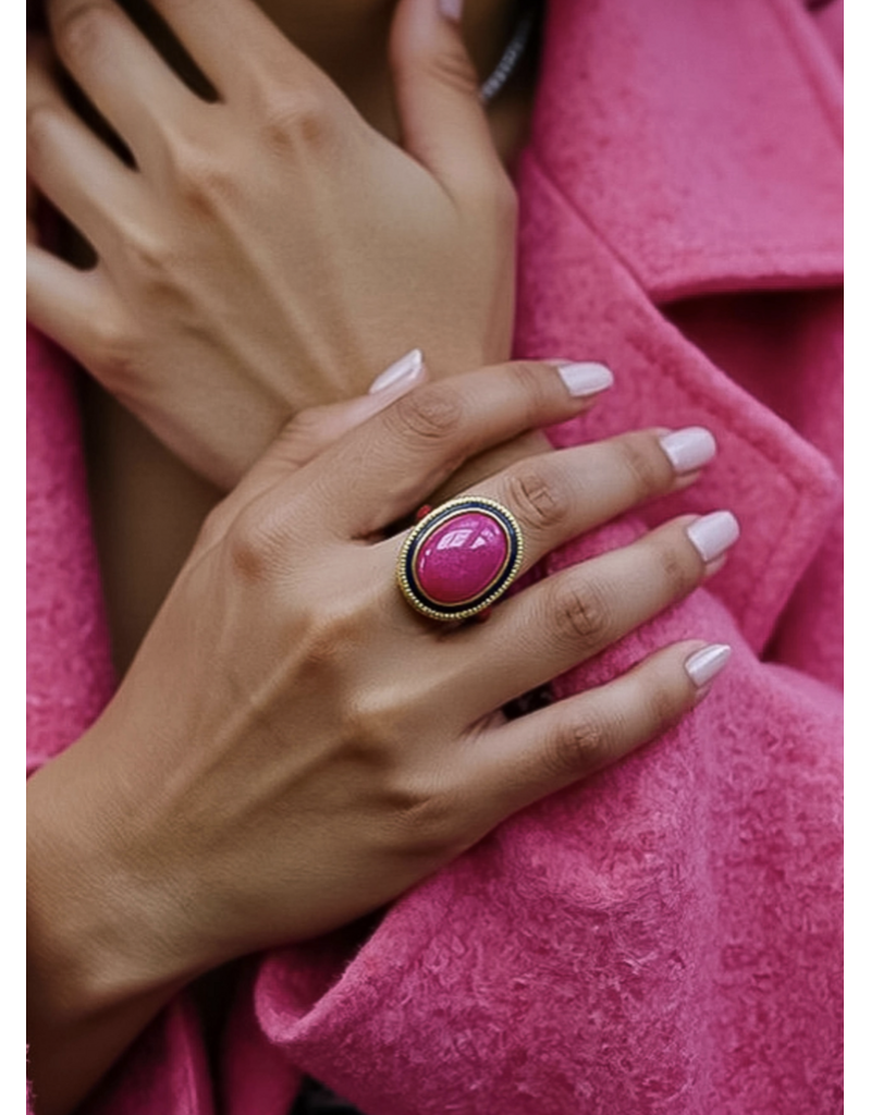 Flanerie Merveille 18K Gold Cabochon Ring