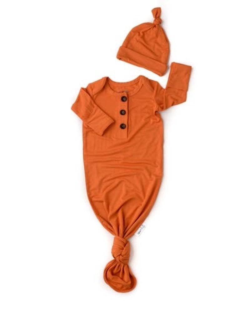 newborn knotted gown and hat set