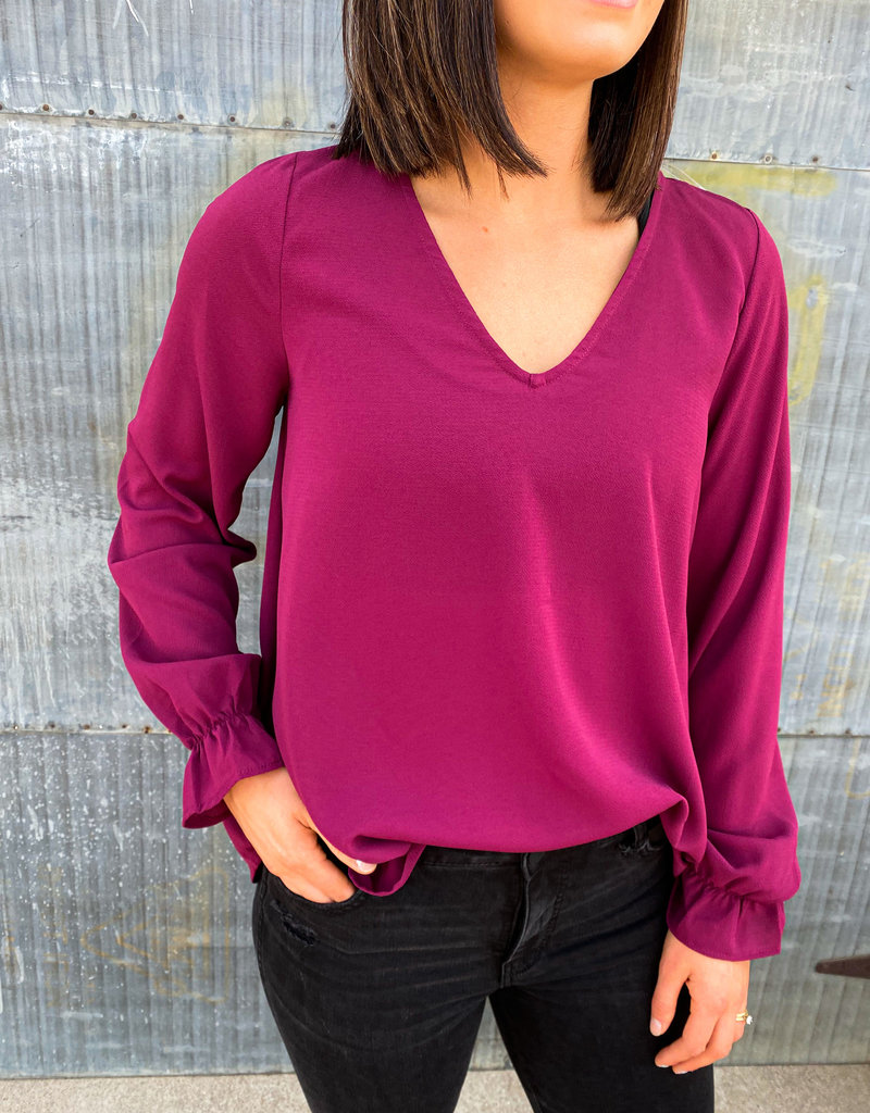 509 Broadway V-Neck Long Sleeve Keyhole Solid Top