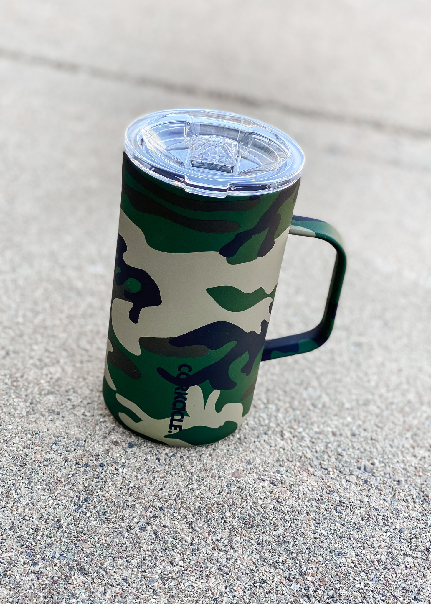 Promotional 22 Oz. Claw Grip Thermo Insulated Mug