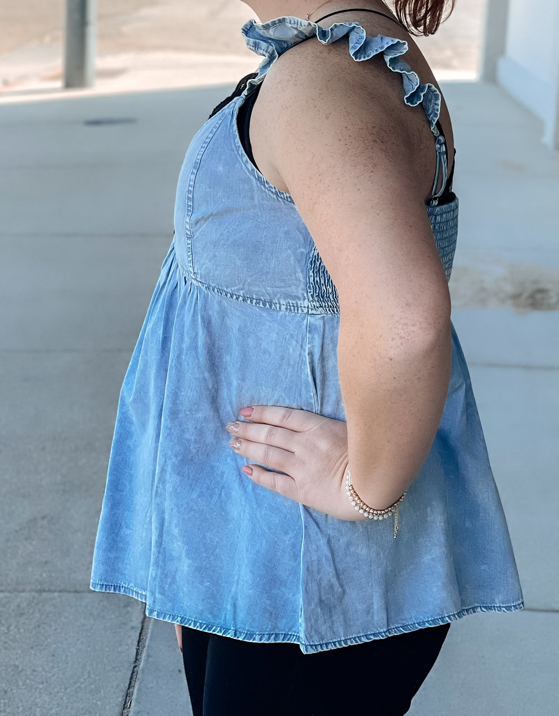509 Broadway Washed Chambray Flutter Sleeve Top