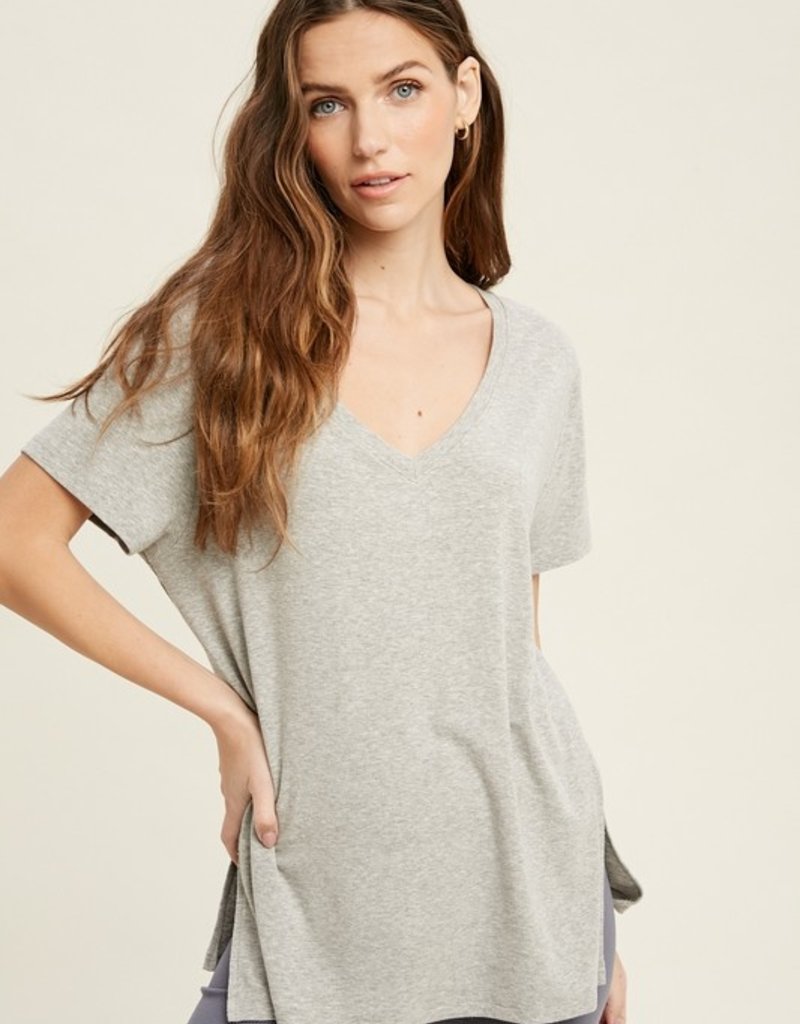 509 Broadway V-Neck Basic w/ Side Slits