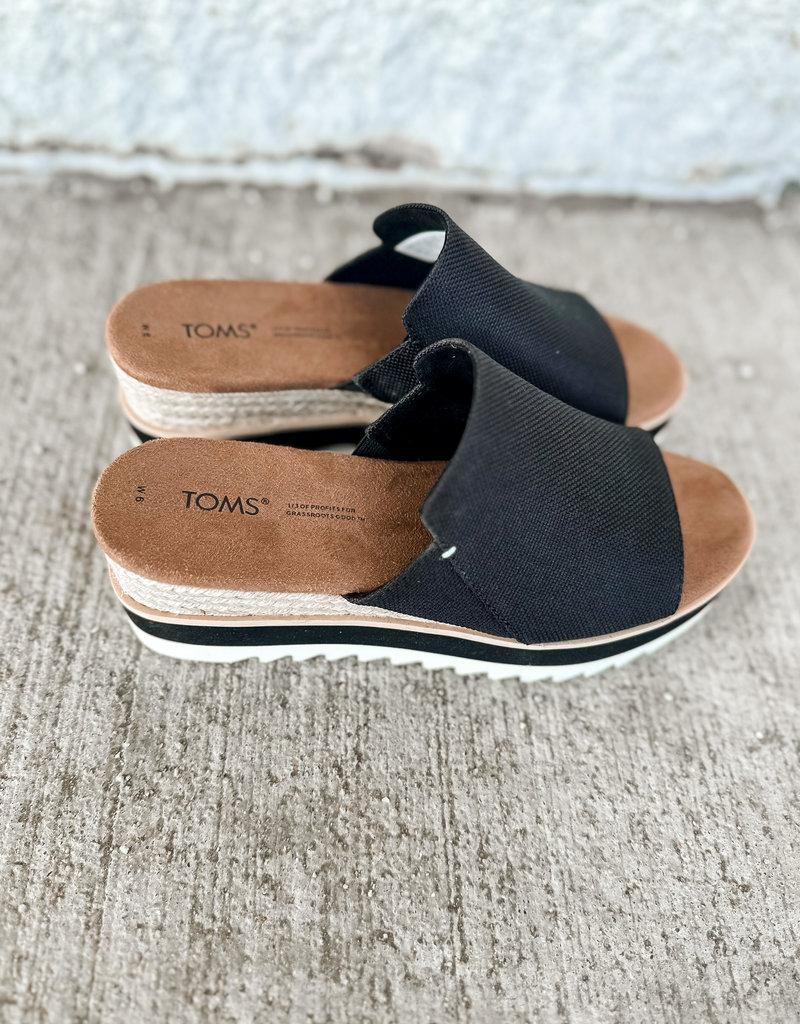 TOMS Diana Mule