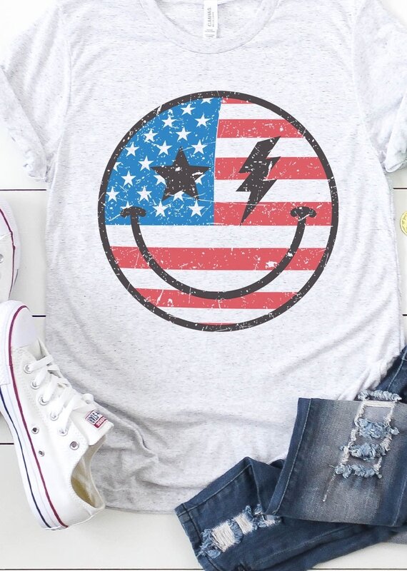509 Broadway Retro American Smiley Face Graphic Tee