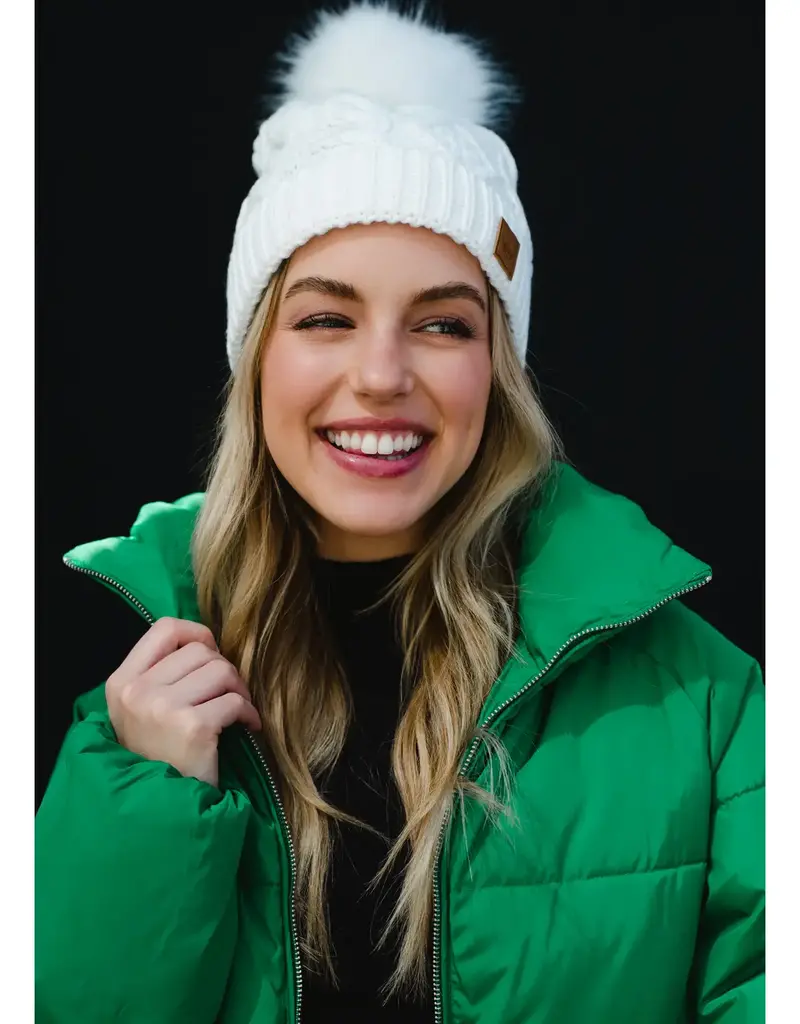 509 Broadway White Cable Knit Pom Hat