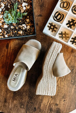 MIA Palma Platform Sandal