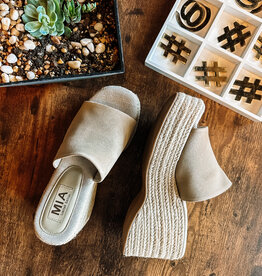 MIA Palma Platform Sandal
