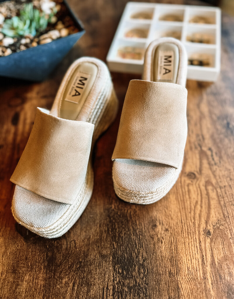 MIA Palma Platform Sandal