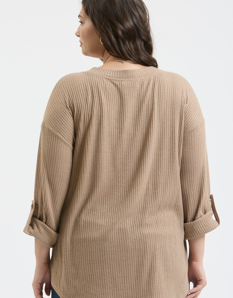 509 Broadway Plus 3/4 Tab Sleeve Henley Top