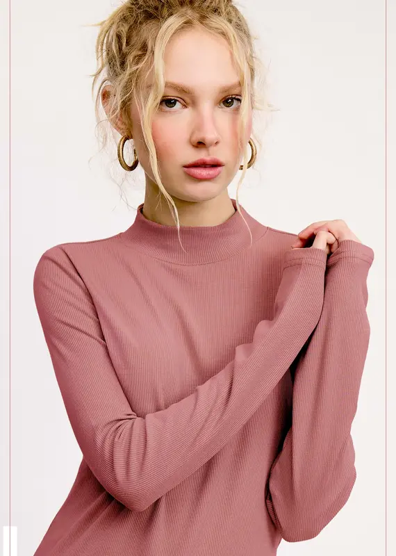509 Broadway Stretchy Ribbed LS Mock Neck Top