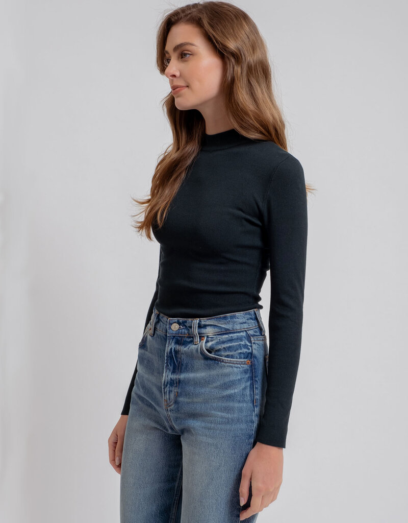 509 Broadway Mock Neck Long Sleeve Sweater