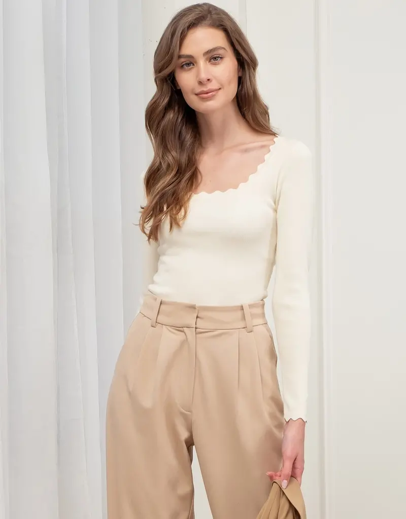 509 Broadway Scallop Trim Long Sleeve Sweater Top