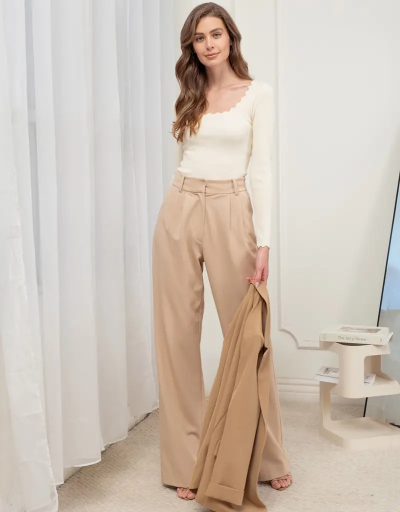 509 Broadway Scallop Trim Long Sleeve Sweater Top