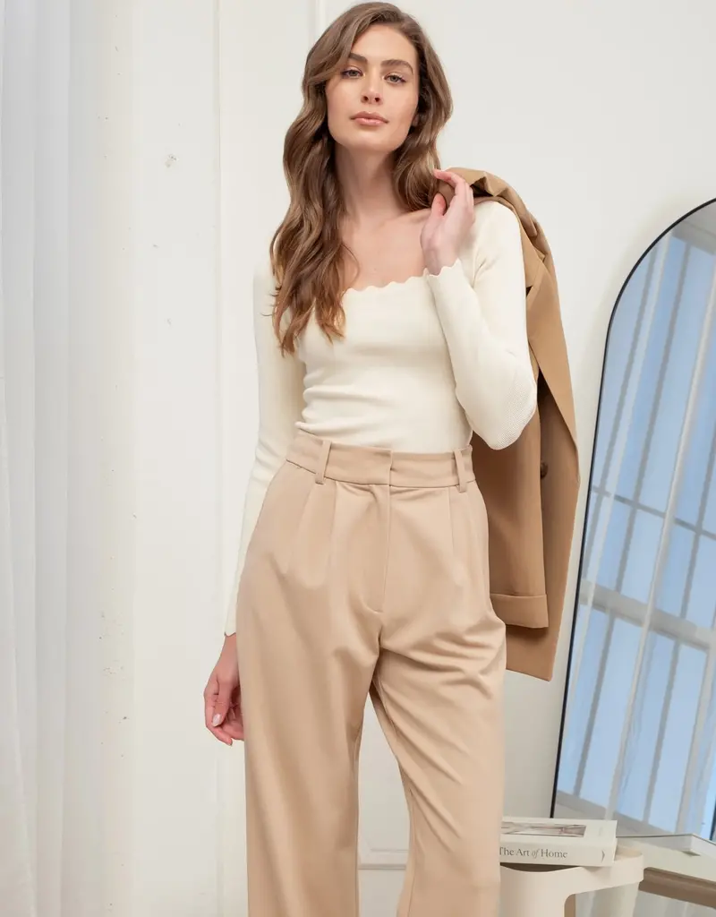 509 Broadway Scallop Trim Long Sleeve Sweater Top