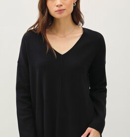 509 Broadway Relaxed V-Neck Center Seam