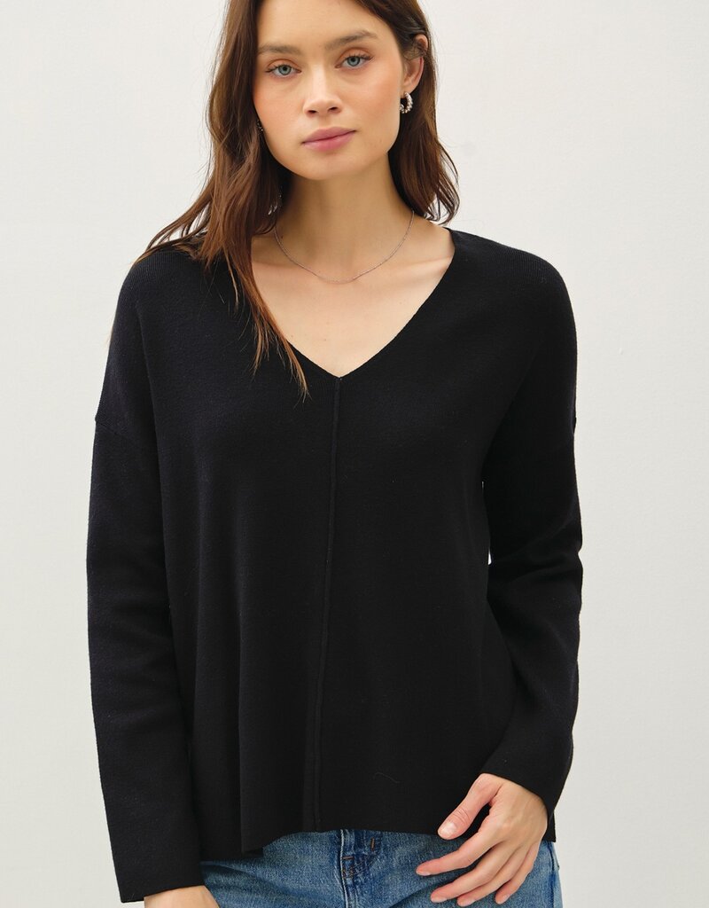 509 Broadway Relaxed V-Neck Center Seam