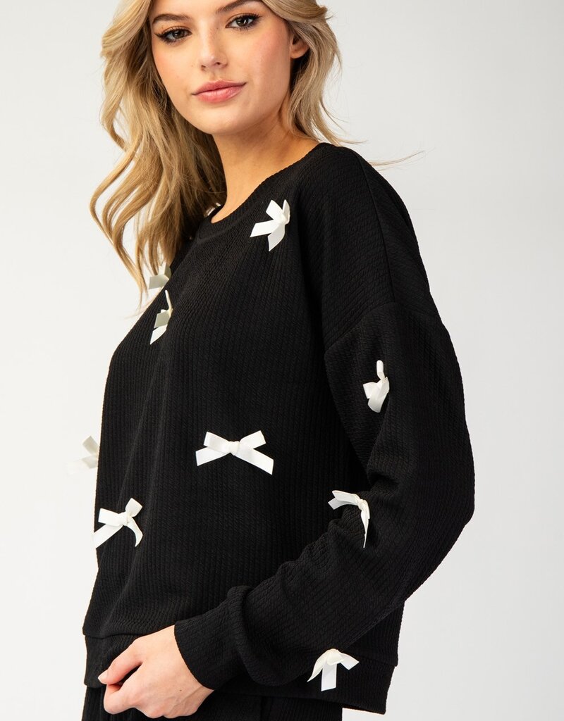 509 Broadway 3D Ribbon Long Sleeve Top