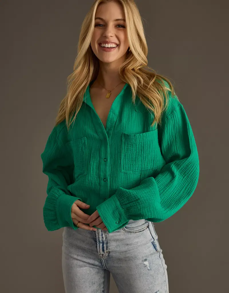 509 Broadway Cropped Cotton Button Up