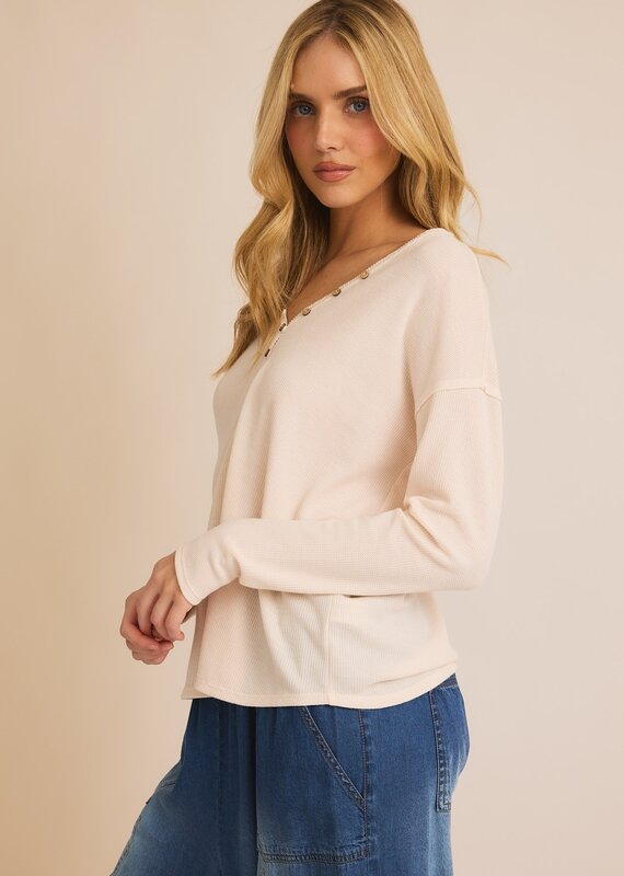 509 Broadway V-Neck Button Up LS Top