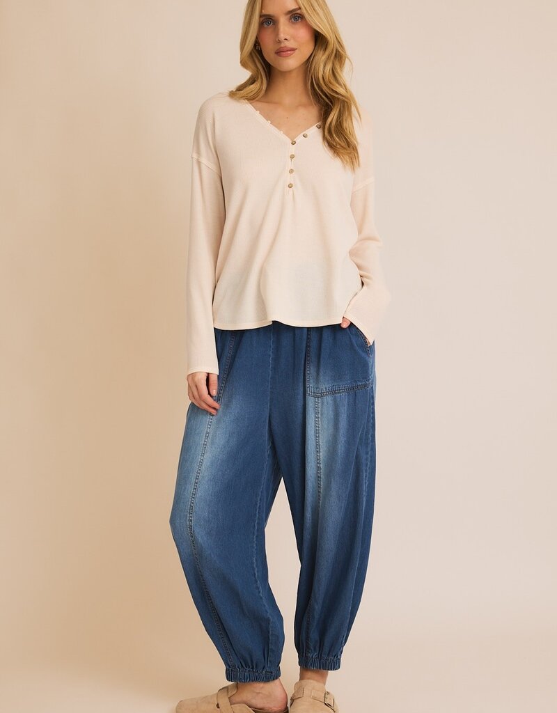 509 Broadway V-Neck Button Up LS Top