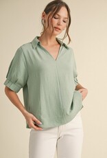 509 Broadway Solid Tucked Short Sleeves Collar Top