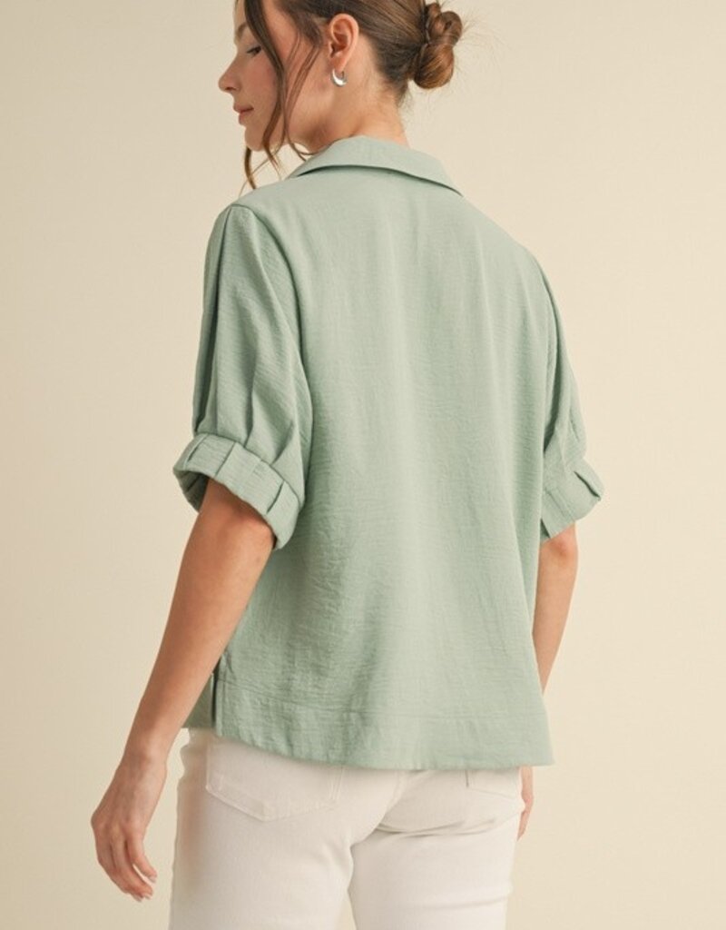 509 Broadway Solid Tucked Short Sleeves Collar Top