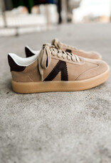 509 Broadway Axel Sneaker
