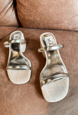 509 Broadway Isabeli Heel