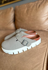 509 Broadway Geneva Slip On Clog