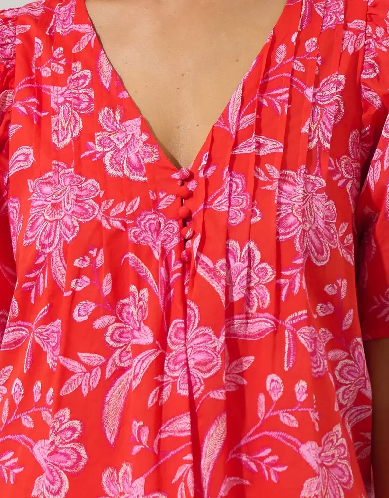 509 Broadway Aria Floral Jodie Pleated Top