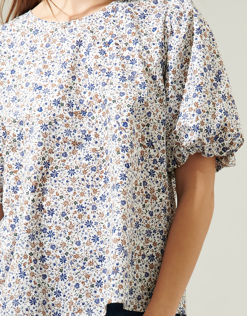 509 Broadway Heath Floral Balloon Sleeve Blouse