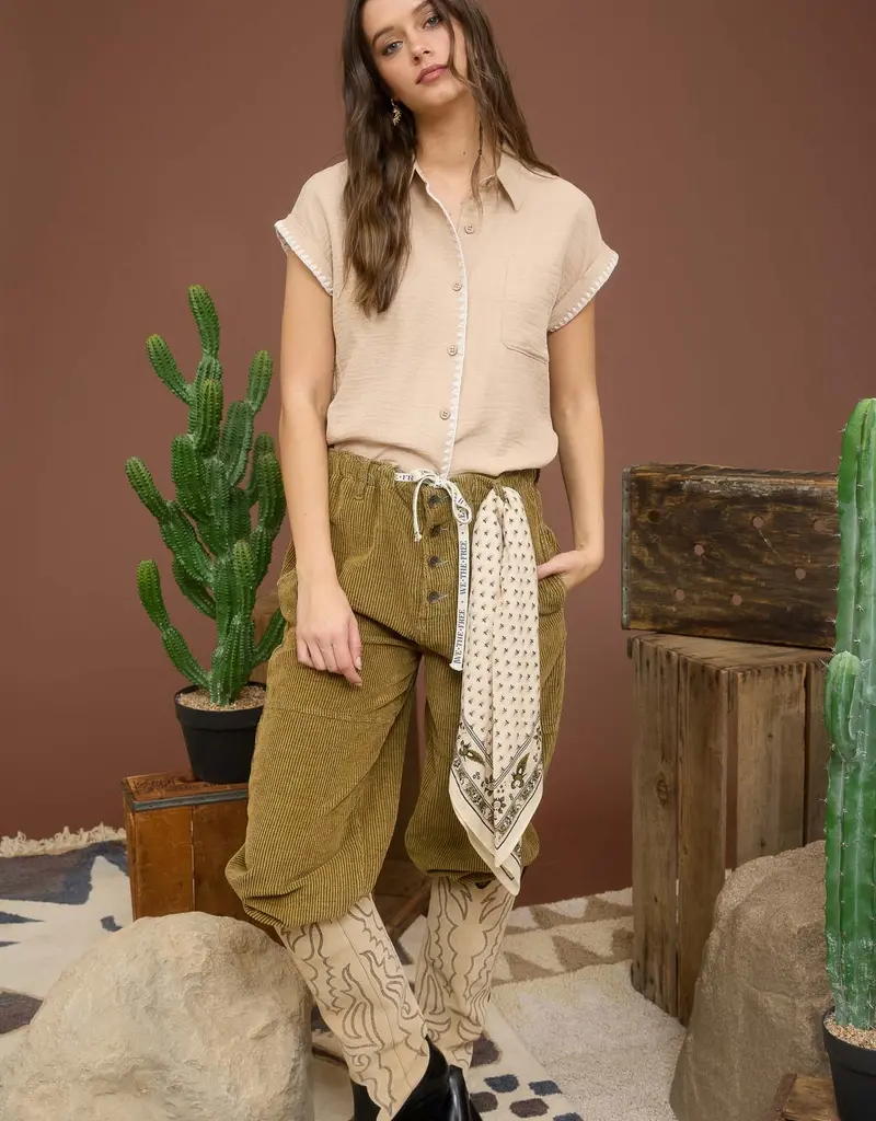 509 Broadway Contrast Stitch Trim Collared Top