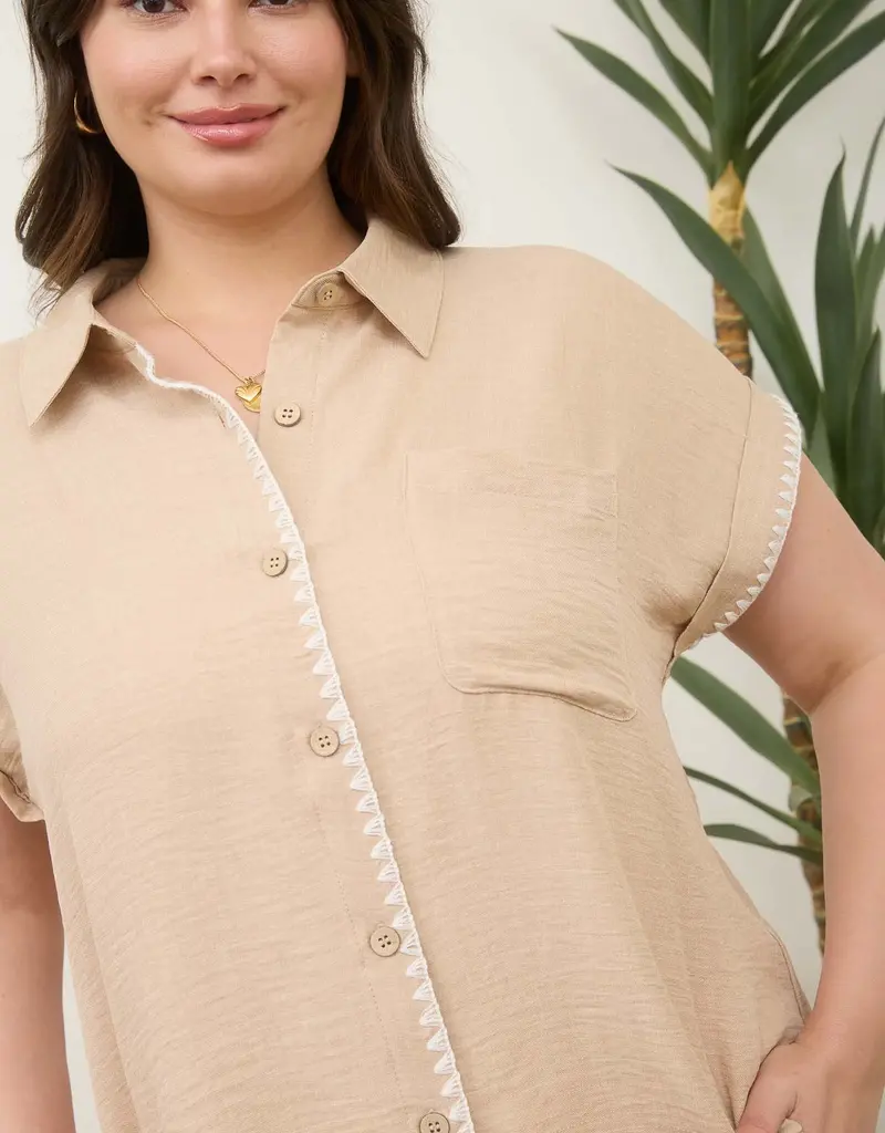 509 Broadway Contrast Stitch Trim Collared Top