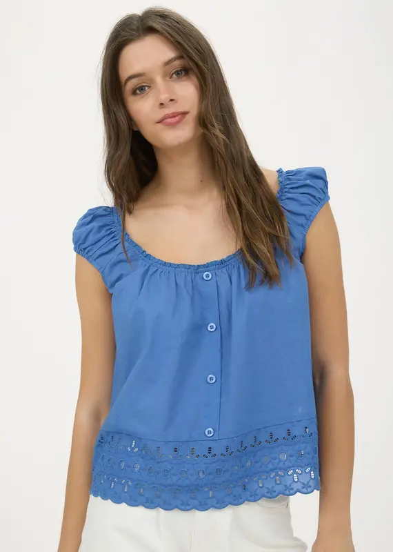 509 Broadway Eyelet Lace Trim SS Blouse