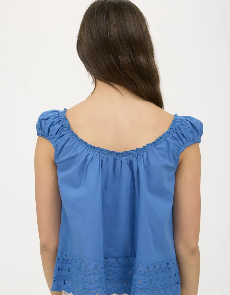 509 Broadway Eyelet Lace Trim SS Blouse