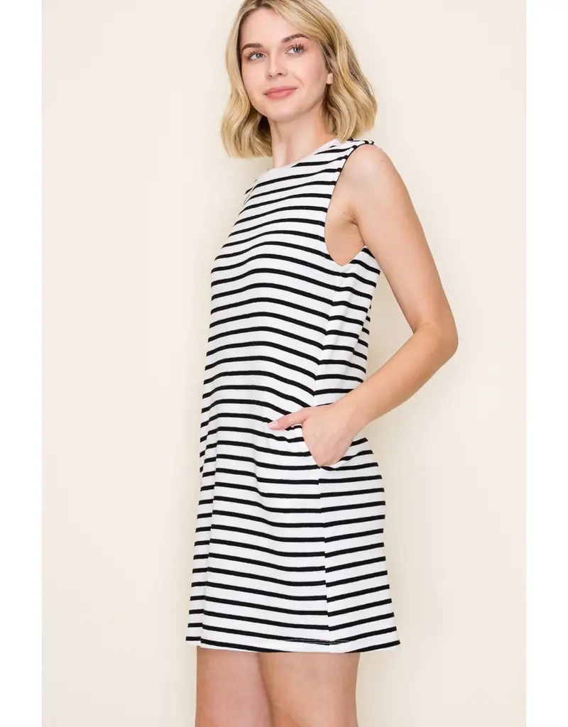 509 Broadway Striped Sleeveless Knit Dress