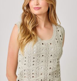 509 Broadway Scalloped Edge Crochet Knit Vest