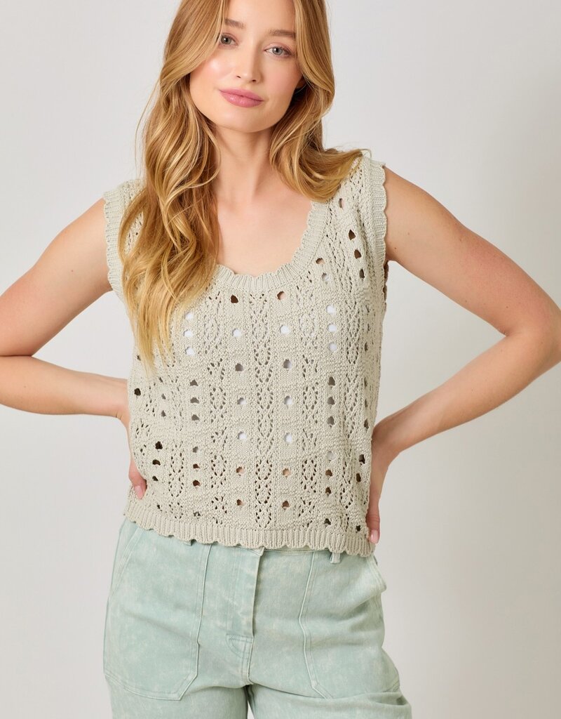 509 Broadway Scalloped Edge Crochet Knit Vest