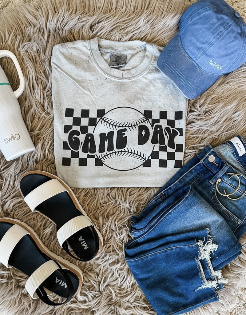 509 Broadway Checkered Game Day Baseball Tee