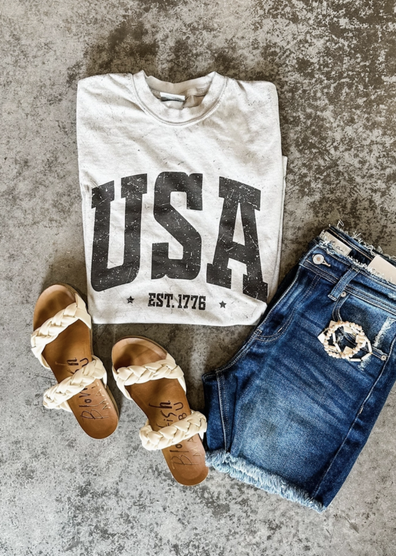 509 Broadway USA 1776 Distressed Graphic Tee