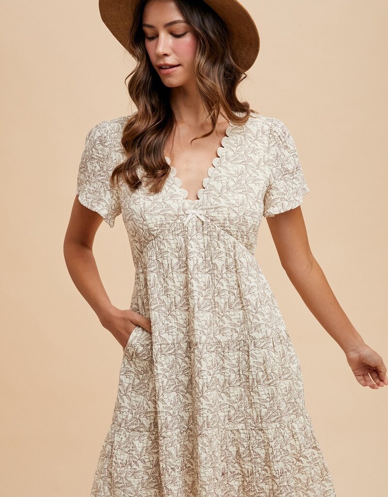 509 Broadway Scallop Trim Leaf Print Dress